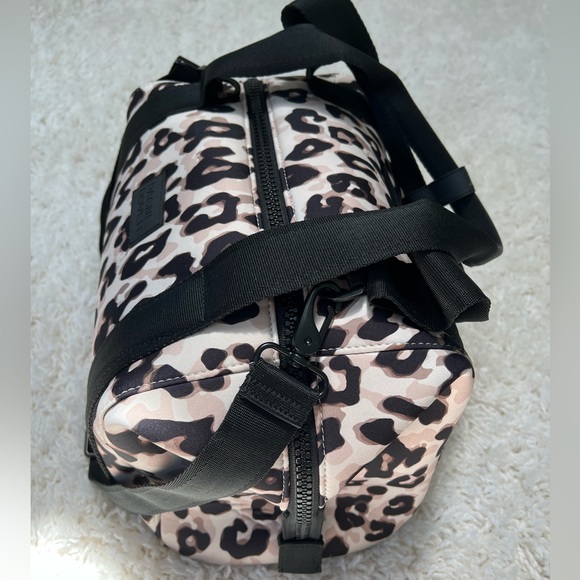 Dagne Dover Landon Carryall Medium in leopard print - Picture 2 of 6